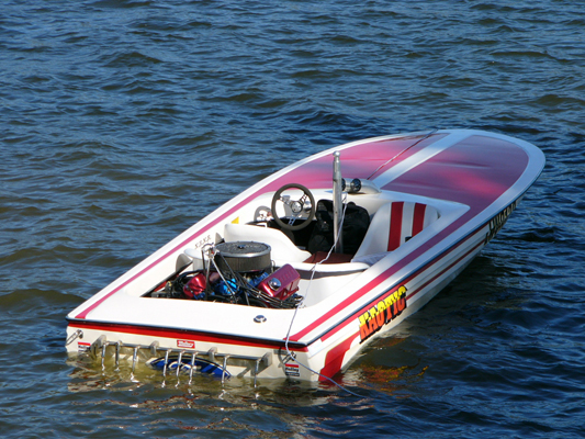 Vee Ate Marine - Hot Boats